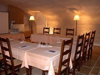 Du Theatre Centre Historique - Parking Souterrain Gratuit