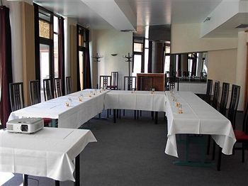 Hotel Du Theatre Centre Historique - Parking Souterrain Gratuit
